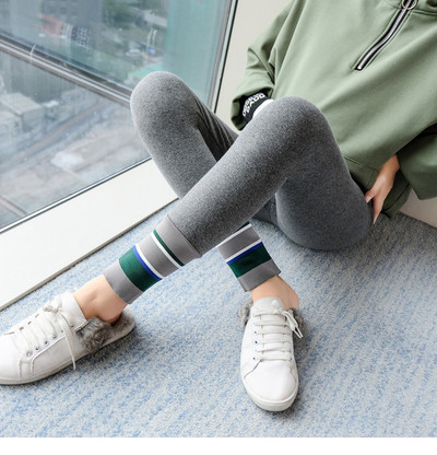 Rugalmas ék terhes nők számára állítható derékkal