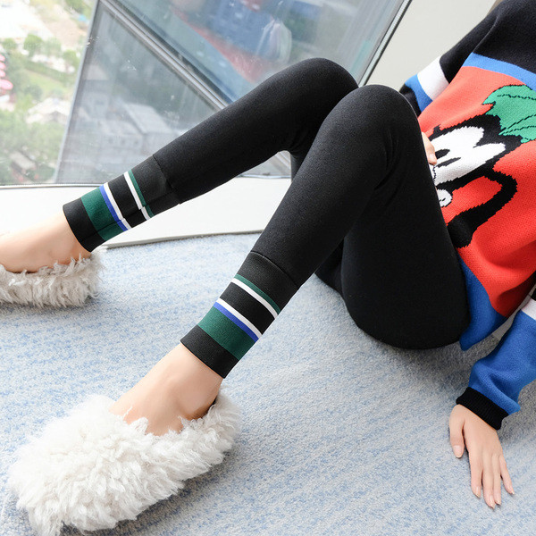 Rugalmas ék terhes nők számára állítható derékkal