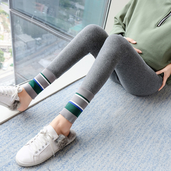 Rugalmas ék terhes nők számára állítható derékkal