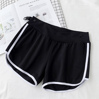 Állítható derékú rövidnadrág terhes nők számára