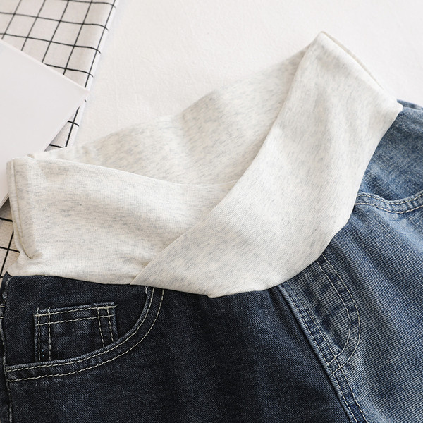 Alkalmi farmer rövidnadrág várandós nők számára, két modellben