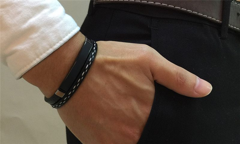 Meeste praegune metallelemendiga käevõru