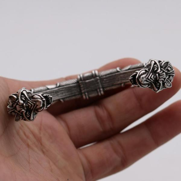 Stílusos férfi fém karkötő