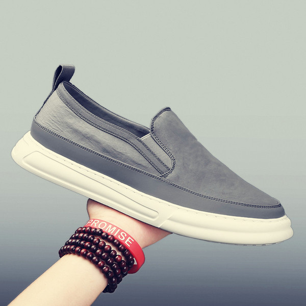 Αθλητικά και casual ανδρικά μοκασίνια από οικολογικό δέρμα