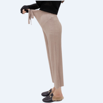 Актуален панталон за бременни жени широк модел с 9/10 дължина и връзки на талията