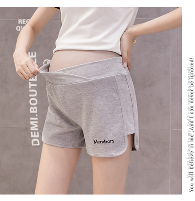 Casual σορτς για έγκυες γυναίκες με επιγραφή