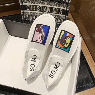 Γυναικεία μοκασίνια με πλέγμα και κέντημα