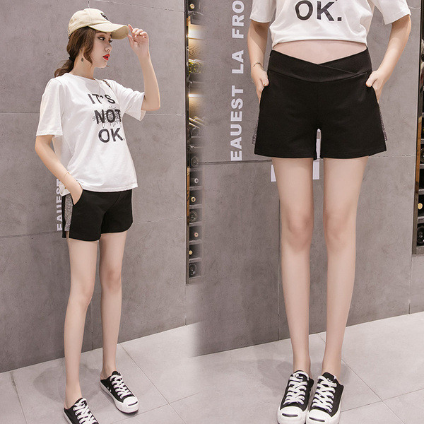 Divatos rövidnadrág terhes nők számára fényes szegéllyel