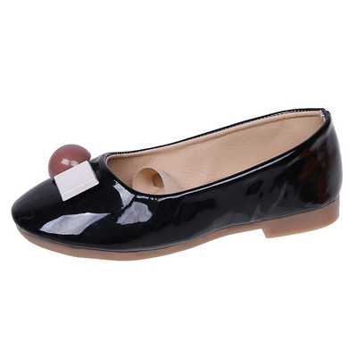 Modern gyerekcipő öko bőrből, 3D elemekkel