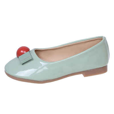 Modern gyerekcipő öko bőrből, 3D elemekkel