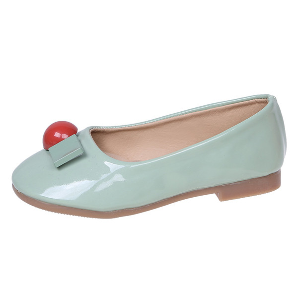 Modern gyerekcipő öko bőrből, 3D elemekkel