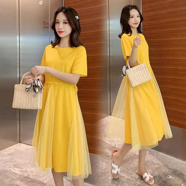 Tülli ja vöökoha lipsudega vabaaja kleit rasedatele