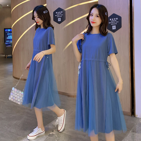 Tülli ja vöökoha lipsudega vabaaja kleit rasedatele