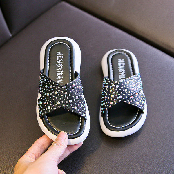 Modern gyerekpapucs eco bőrből kövekkel