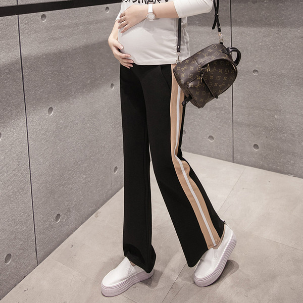 Μοντέρνο παντελόνι για εγκύους φαρδύ μοντέλο με πλαϊνό άκρο