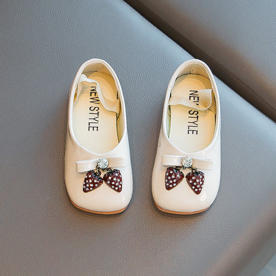 Μοντέρνα παιδικά παπούτσια με ελαστικά και τρισδιάστατα στοιχεία για κορίτσια