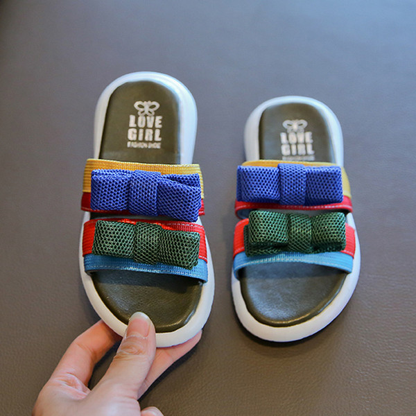 Παιδικές παντόφλες με κορδέλες για κορίτσια