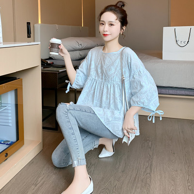 Μοντέρνα μπλούζα για εγκύους με οβάλ ντεκολτέ και μανίκια