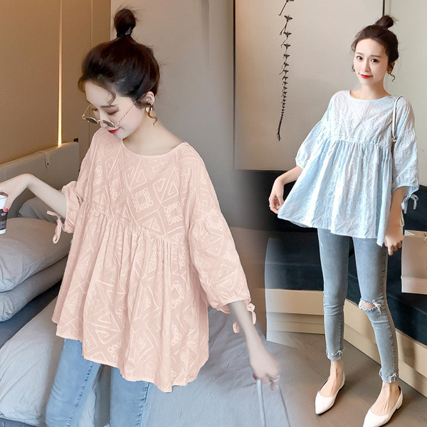 Μοντέρνα μπλούζα για εγκύους με οβάλ ντεκολτέ και μανίκια