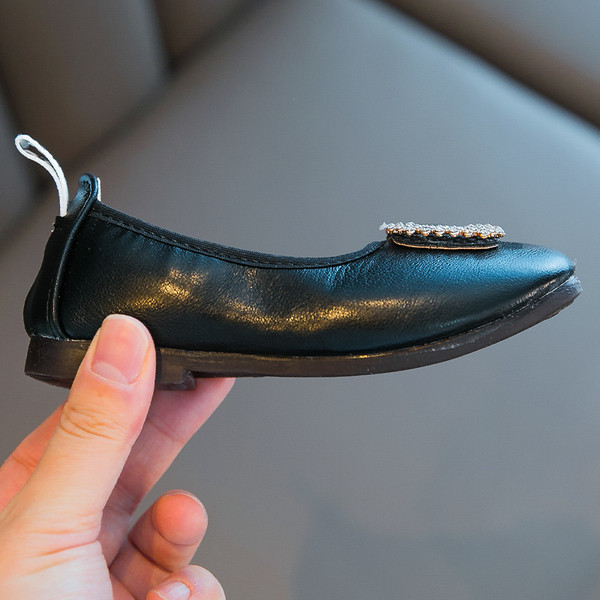 Παιδικά παπούτσια από οικολογικό δέρμα με διακοσμιτικές πέτρες για κορίτσια