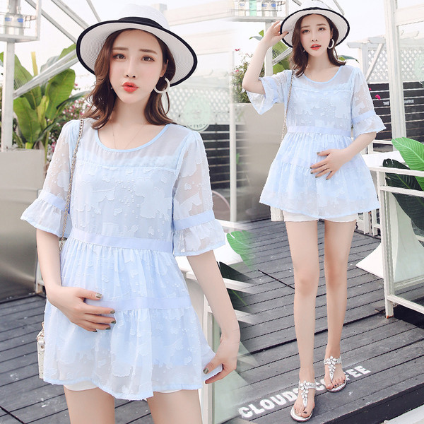 Testreszabott blúz terhes nőknek ovális nyakkivágással és 3/4-es ujjakkal