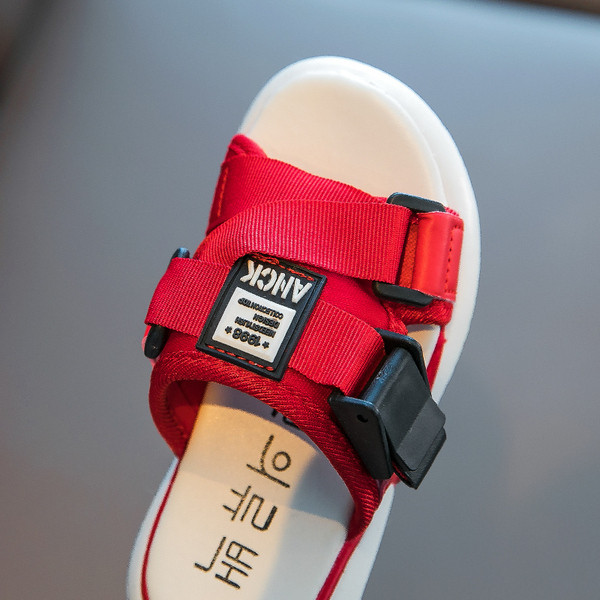 Pehme tallaga laste vabaaja sussid poistele