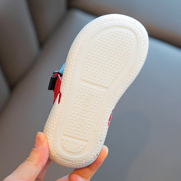 Pehme tallaga laste vabaaja sussid poistele