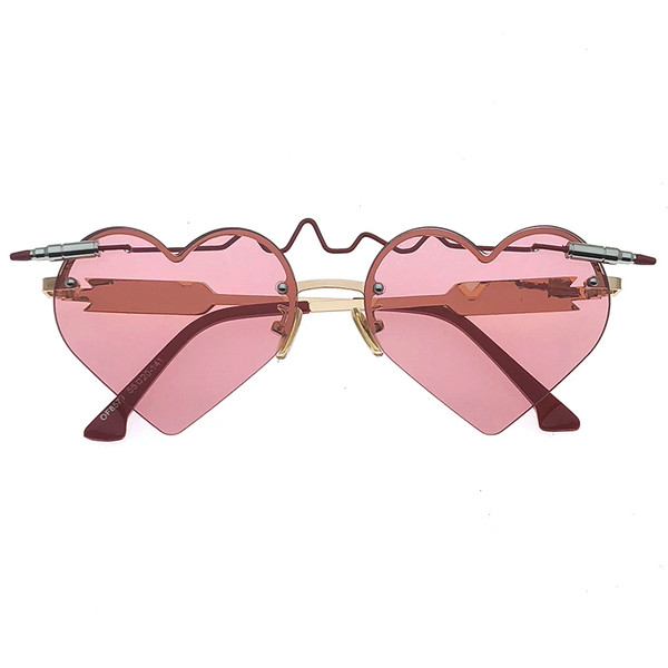 Σύγχρονα γυναικεία γυαλιά ηλίου σε σχήμα καρδιάς