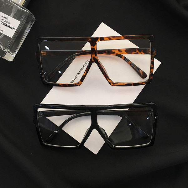 Γυναικεία μοντέρνα τετράγωνα γυαλιά ηλίου