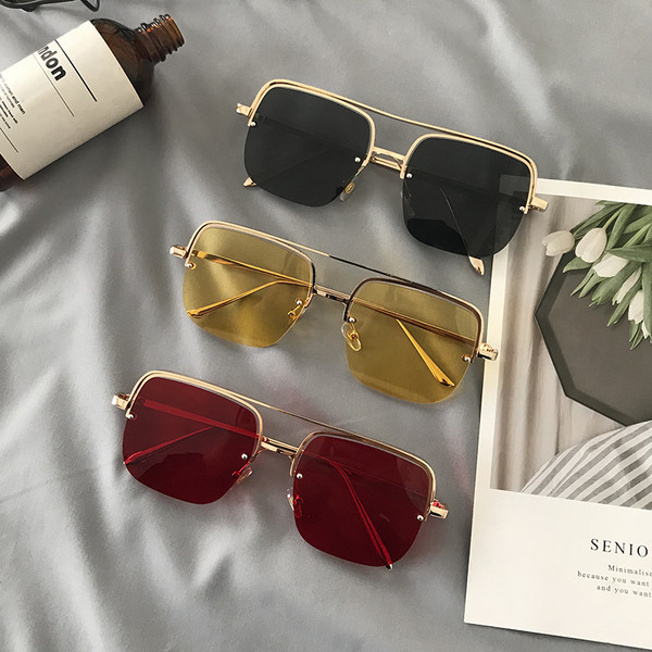Elegantne ženske četvrtaste sunčane naočale