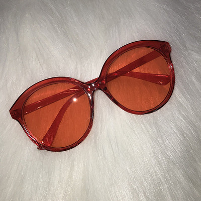 Kerek hétköznapi női napszemüveg