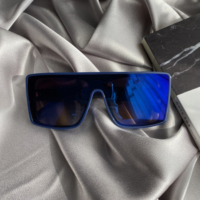 Κομψά γυναικεία τετράγωνα γυαλιά ηλίου