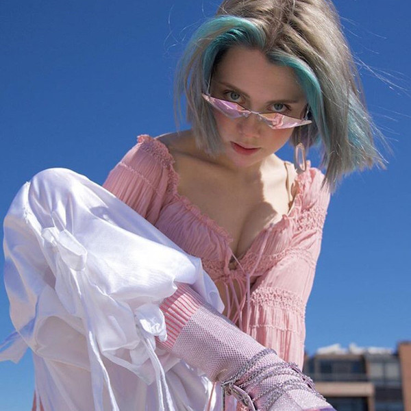 Ochelari eleganti de dama cu rame subtiri