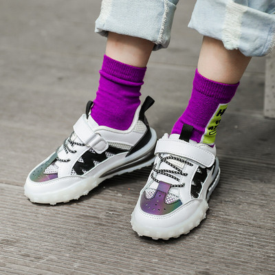 Mindennapi gyerek tornacipő fényvisszaverővel