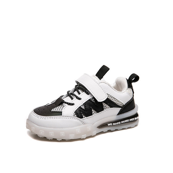 Mindennapi gyerek tornacipő fényvisszaverővel