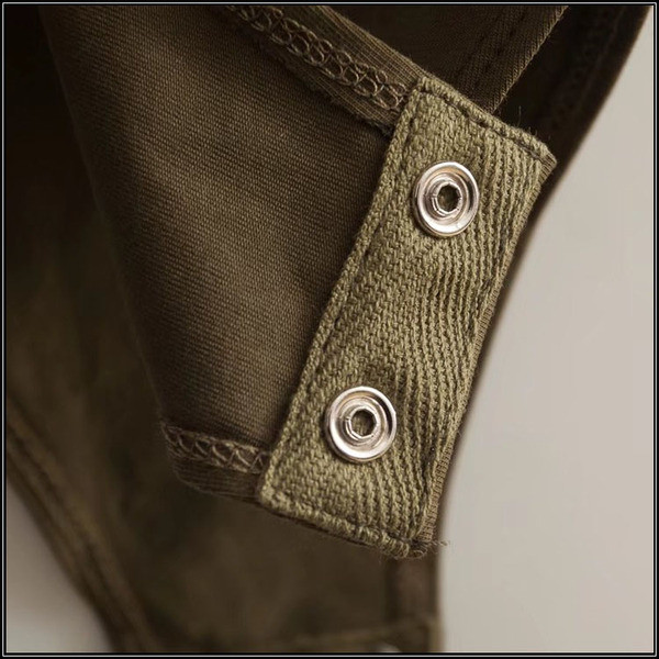 Καθημερινό γυναικείο  κορμάκι με λεπτούς ιμάντες και γυμνή πλάτη