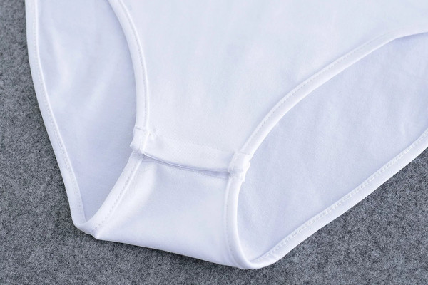 Γυναικείο  κορμάκι φθινόπωρο-χειμώνα με μακριά μανίκια