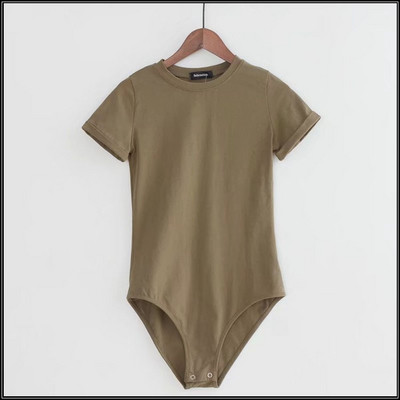 Γυναικείο καθημερινό κορμάκι με κοντά μανίκια και στρογγυλή λαιμόκοψη