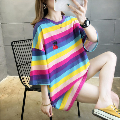 Ριγέ μπλουζάκι για έγκυες γυναίκες με κέντημα