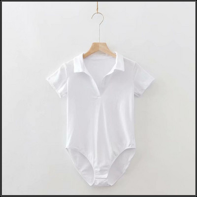 Γυναικείο καθημερινό κορμάκι με κοντά μανίκια και κλασικό κολάρο