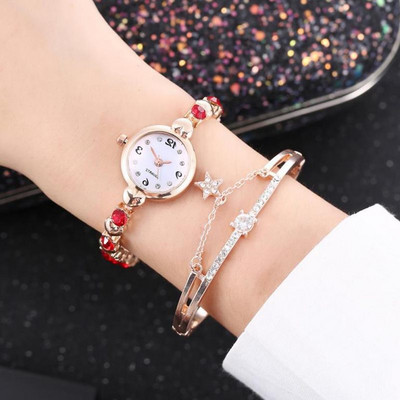 Elegáns női karóra kövekkel