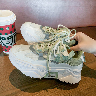 Casual γυναικεία αθλητικά παπούτσια με αντανακλαστικά στοιχεία