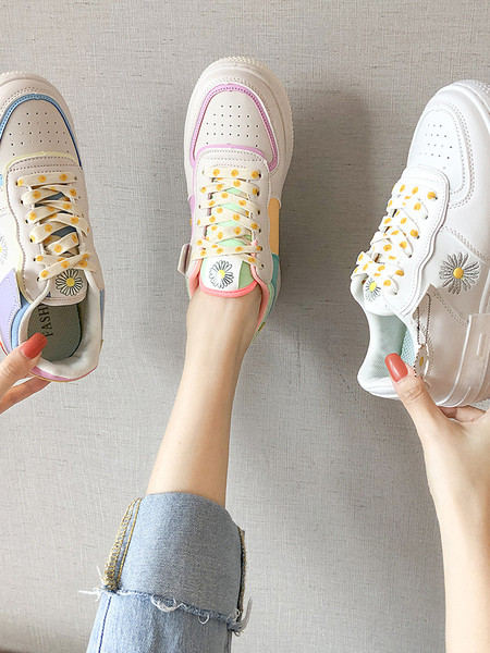 Casual γυναικεία αθλητικά παπούτσια με κέντημα λουλουδιών και πολύχρωμους δεσμούς