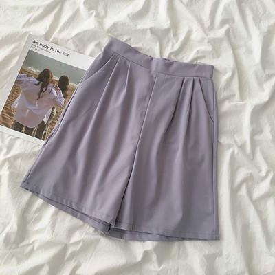 Retro stílusú női rövidnadrág zsebekkel