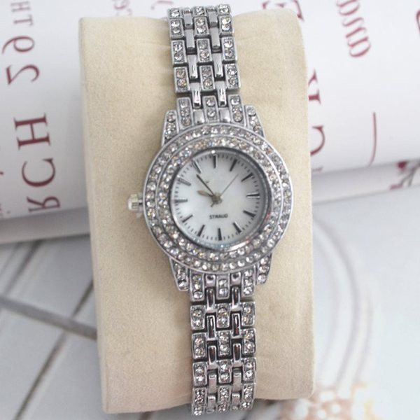 Κομψό γυναικείο ρολόι με πέτρες