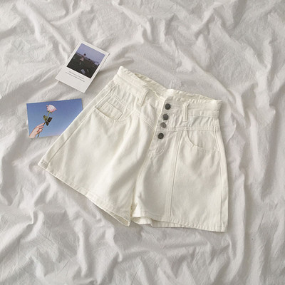 Rövid, széles női farmer, gombokkal és magas derékkal