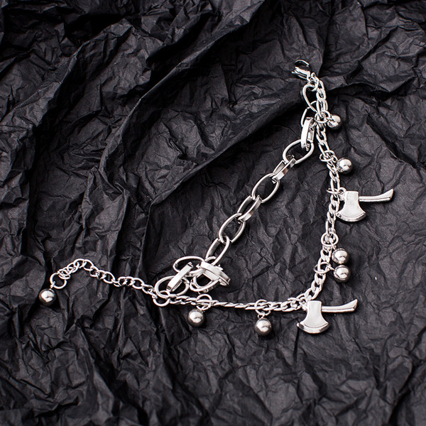 Ανδρικό βραχιόλι με μεταλλικές διακοσμήσεις