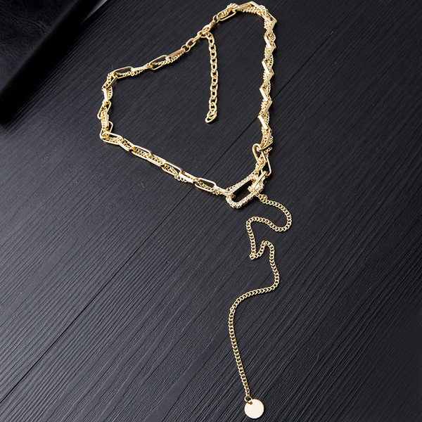 Κομψό γυναικείο μεταλλικό κολιέ