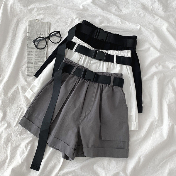 Alkalmi rövidnadrág övvel