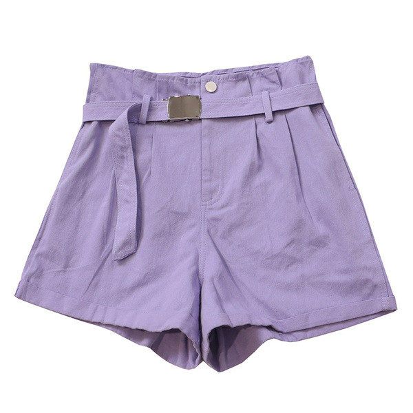 Női széles nadrág övvel és zsebekkel